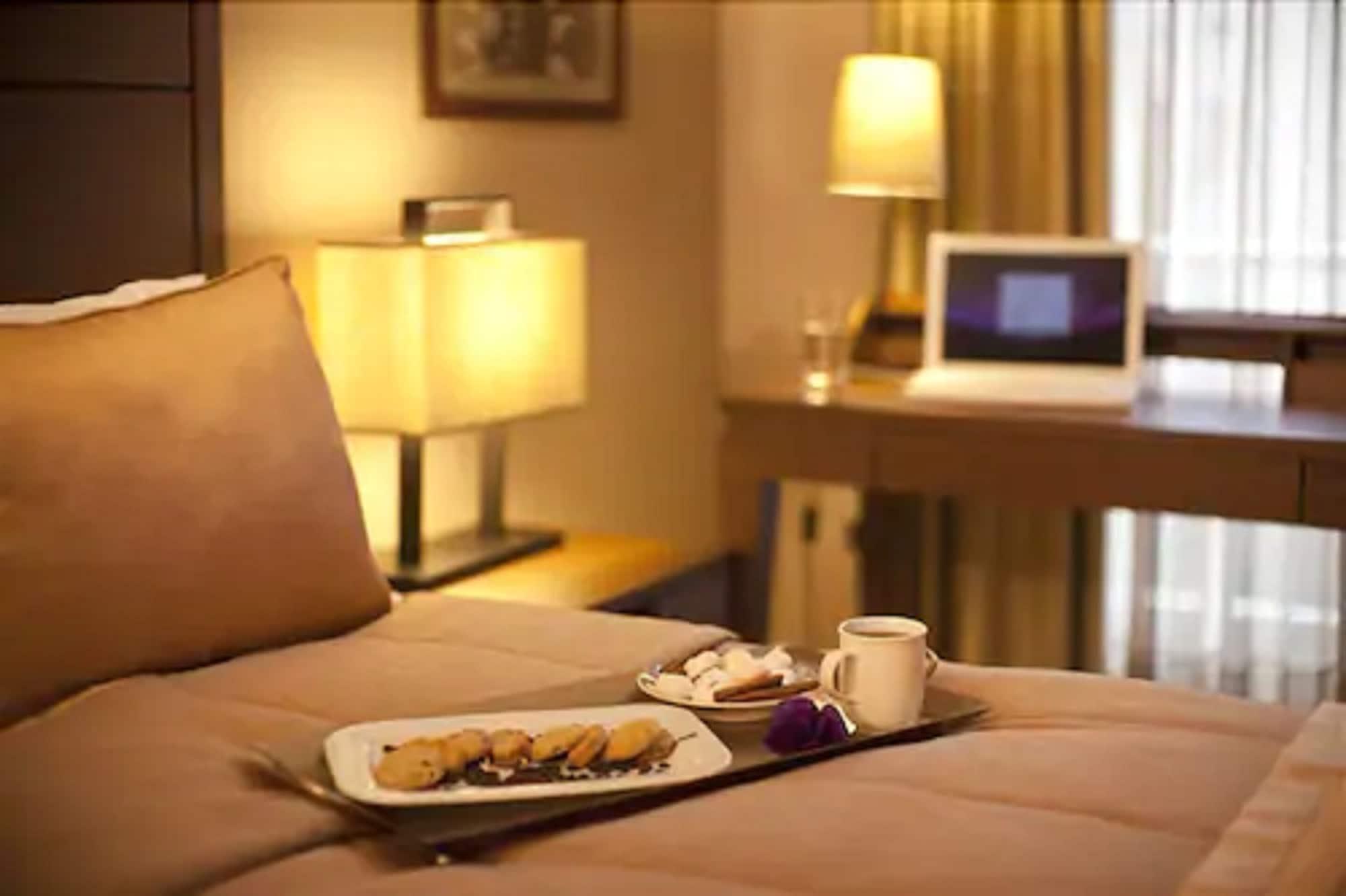 Continental Hotel Pera Istanbul Bagian luar foto