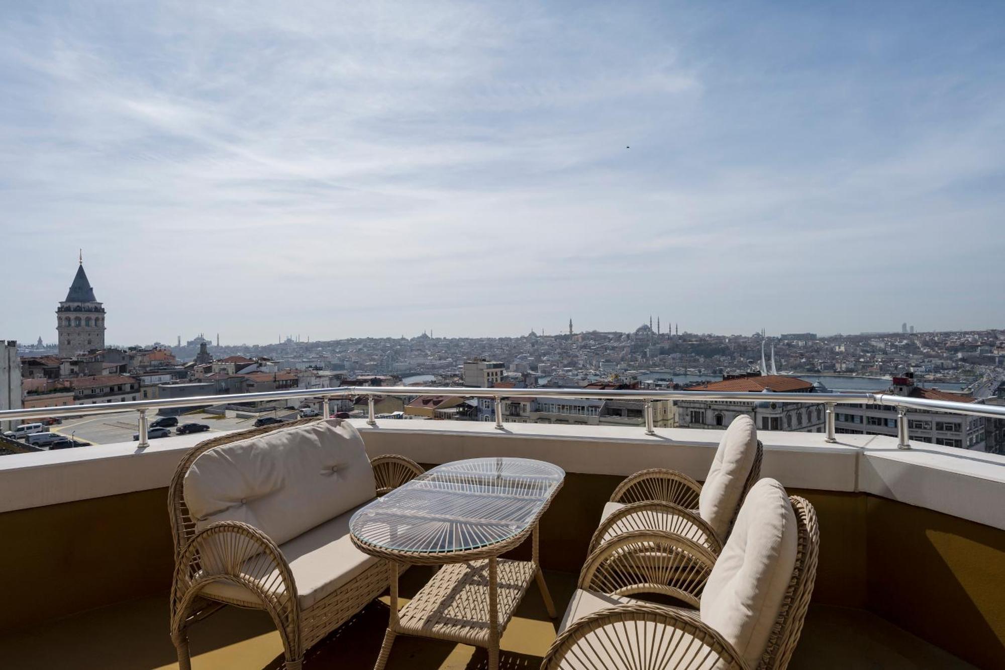 Continental Hotel Pera Istanbul Bagian luar foto